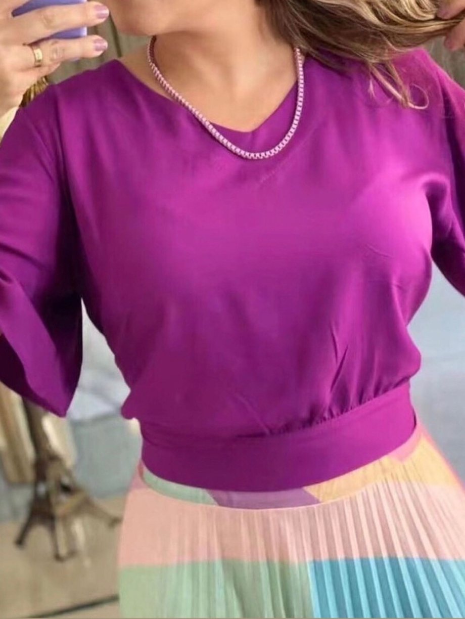 blusa cropped manga evasê