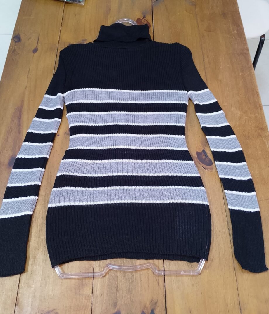 Blusa Cacharrel Gola Alta Garrafinha Tricot Manga Longa